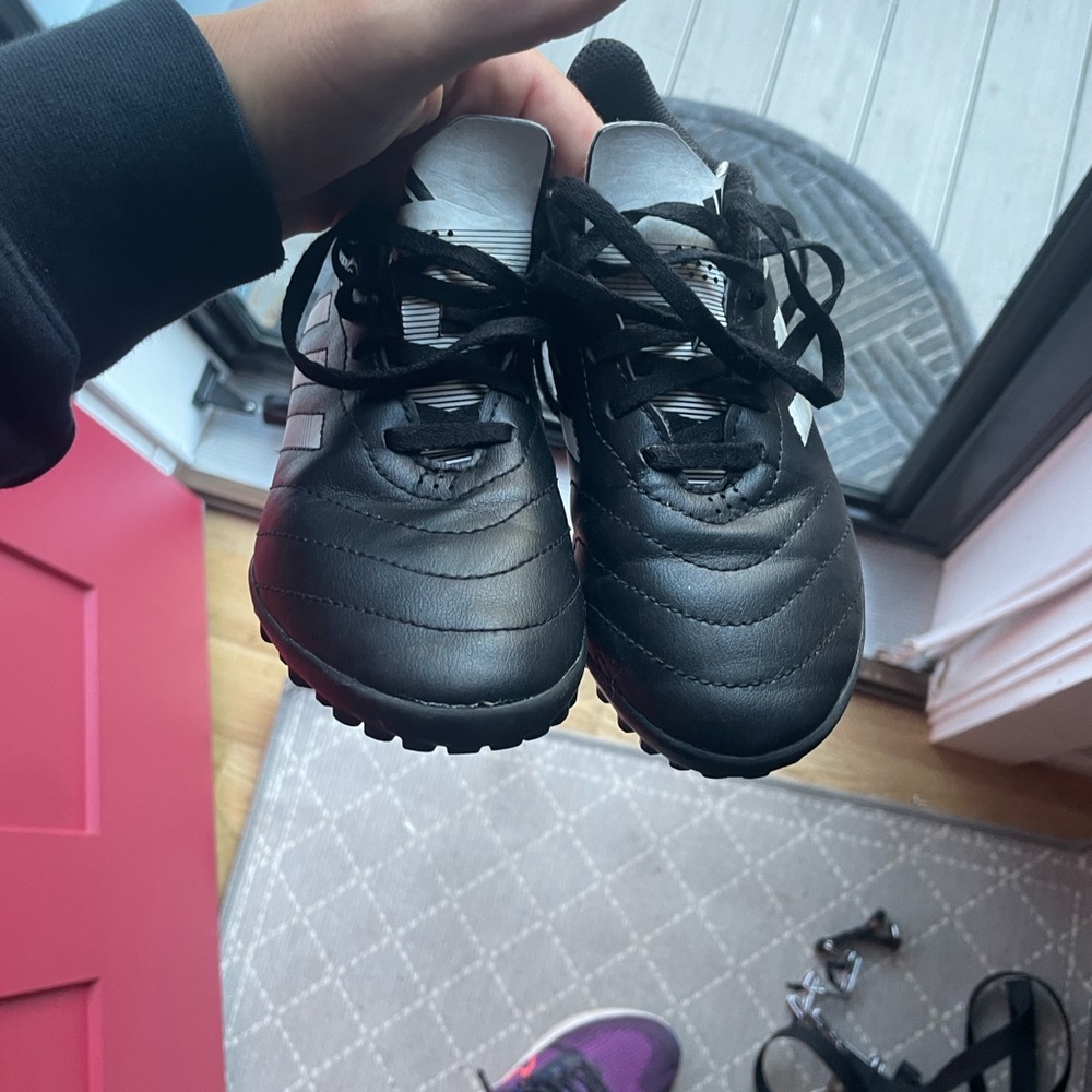 adidas Kids Black youth size 2 turf soccer cleats